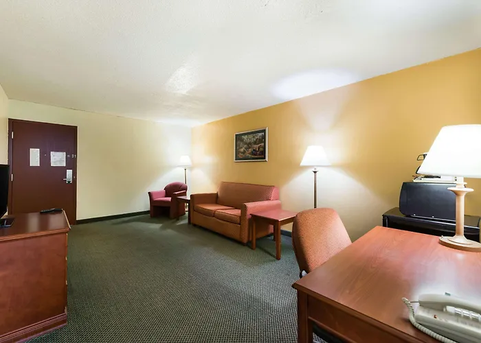 Quality Bradley- Bourbonnais Inn 4*