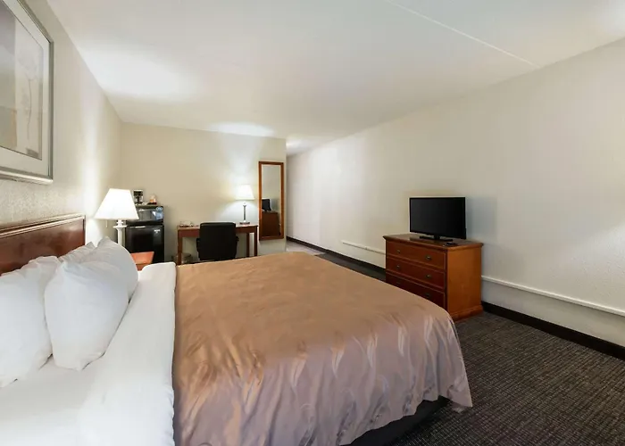 Inn Quality Bradley- Bourbonnais 4*