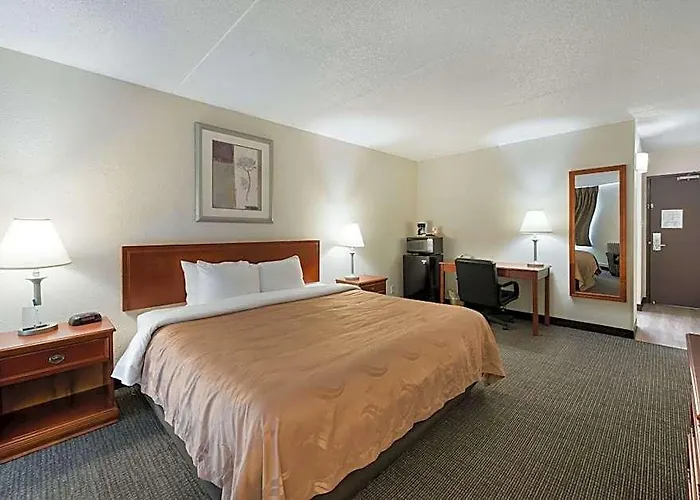 Quality Bradley- Bourbonnais Inn 4*